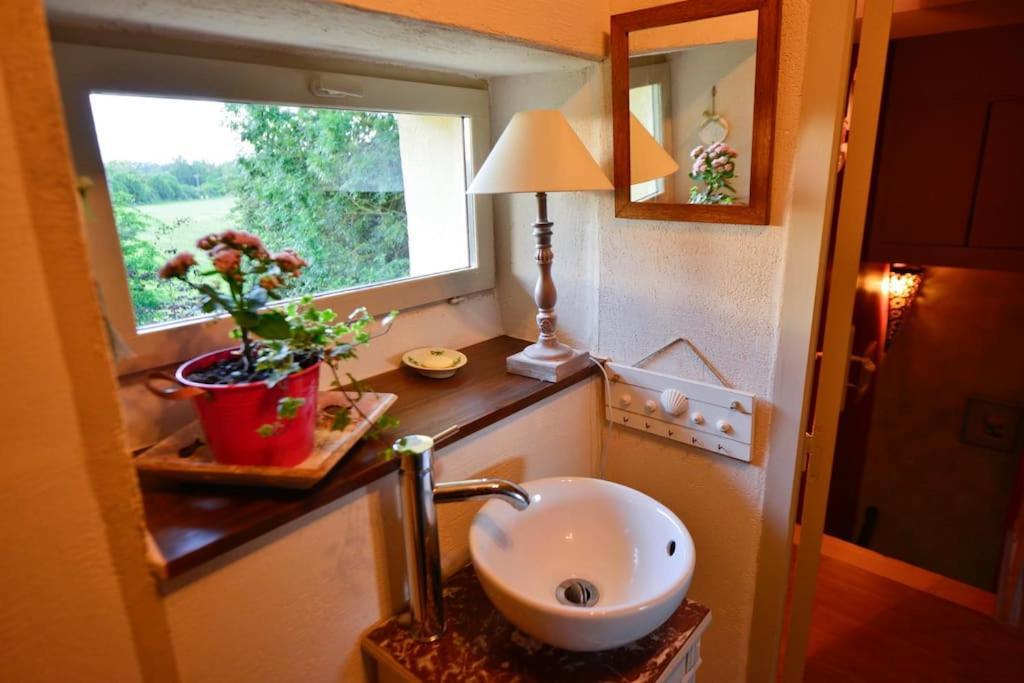 La Frapperie Bed & Breakfast La Pommeraie-sur-Sevre Bagian luar foto