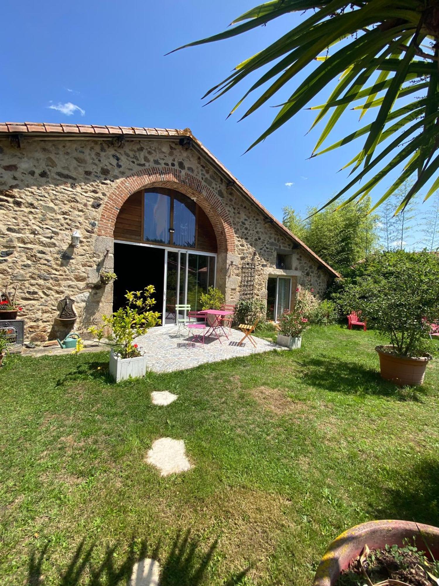 La Frapperie Bed & Breakfast La Pommeraie-sur-Sevre Bagian luar foto