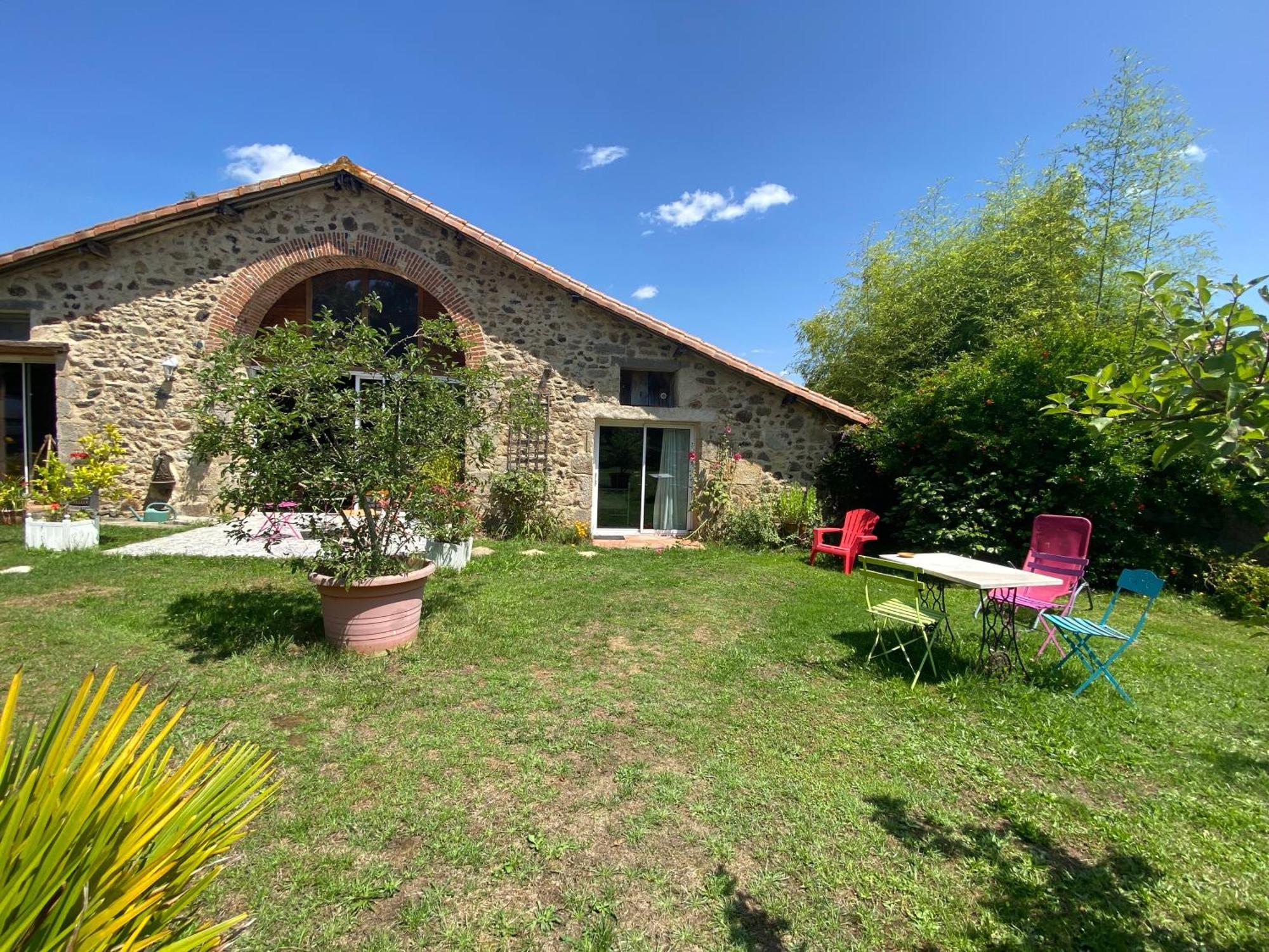 La Frapperie Bed & Breakfast La Pommeraie-sur-Sevre Bagian luar foto