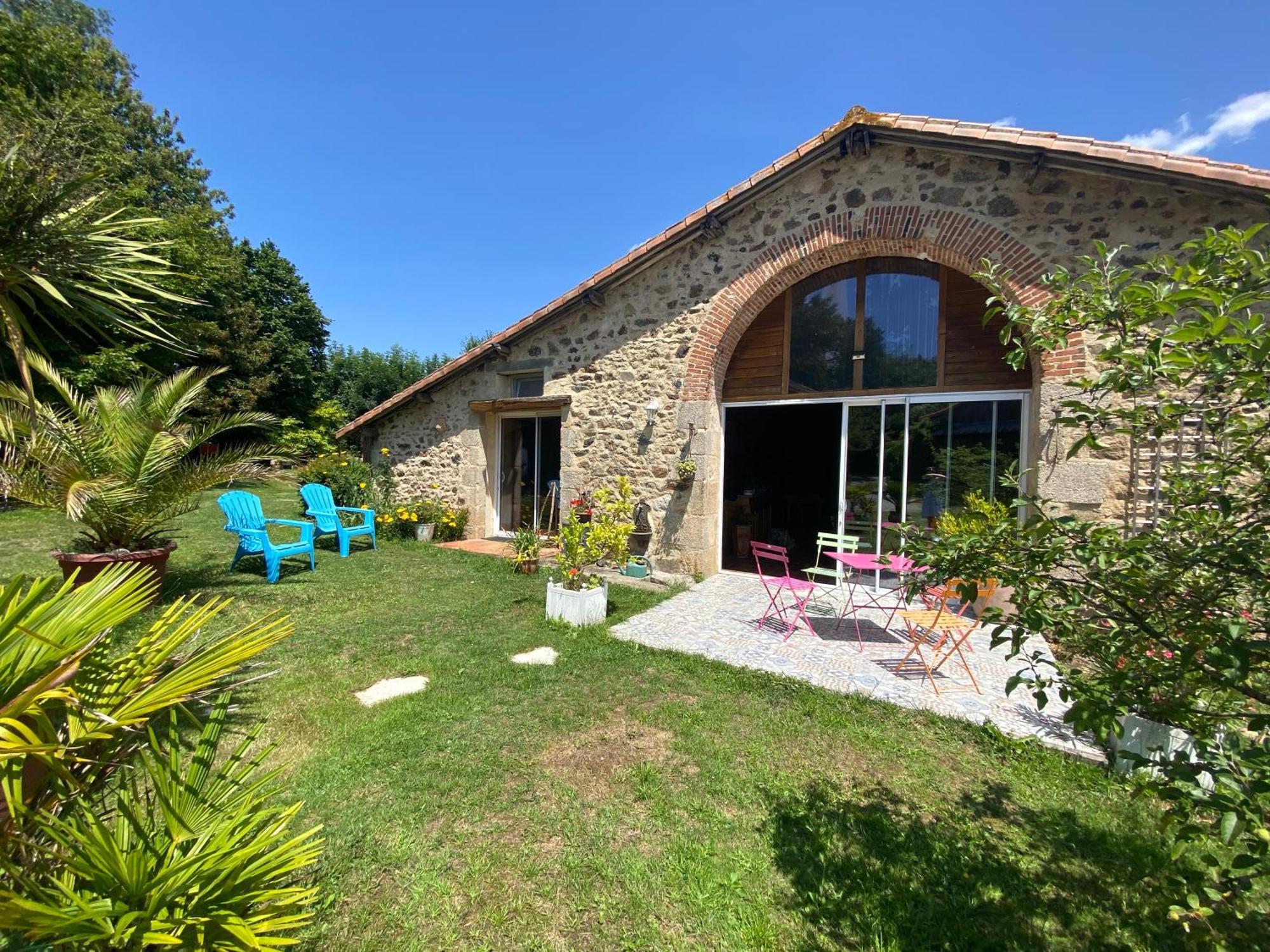 La Frapperie Bed & Breakfast La Pommeraie-sur-Sevre Bagian luar foto